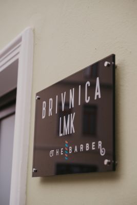 Prikazna slika:Brivnica LMK The barber