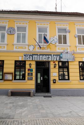 Hiša mineralov